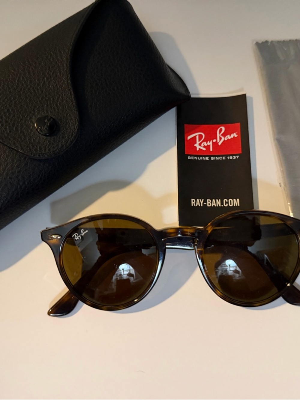 Ray-Ban Tortoise Shell Temple Sunglasses with Brown Accents
